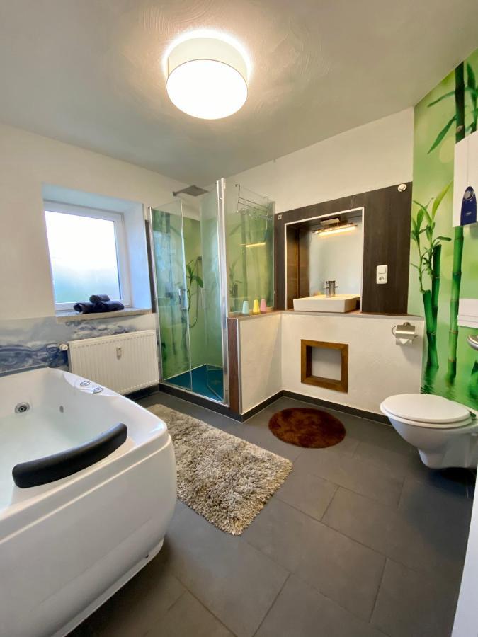 Eifelstein, Apartment Mit Whirlpool Und Ofen Кроненбург Экстерьер фото
